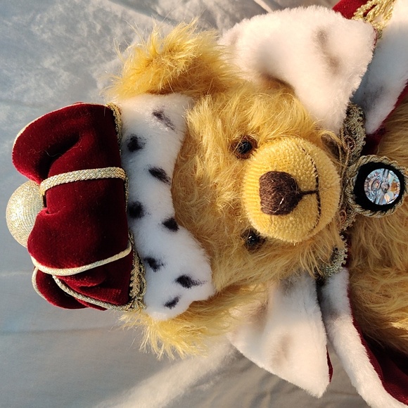 Hermann Queen's Diamond Coronation LE Mohair Teddy Bear - Picture 5 of 9